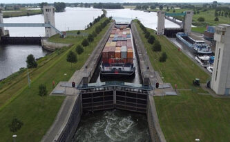 Ook komende jaren 7×24-uursbediening van sluizen en bruggen op de Maas en Brabantse kanalen